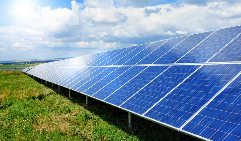 BE grant 50 mln euro për energjinë e rinovueshme, stacione karikimi dhe panele diellore për familjet